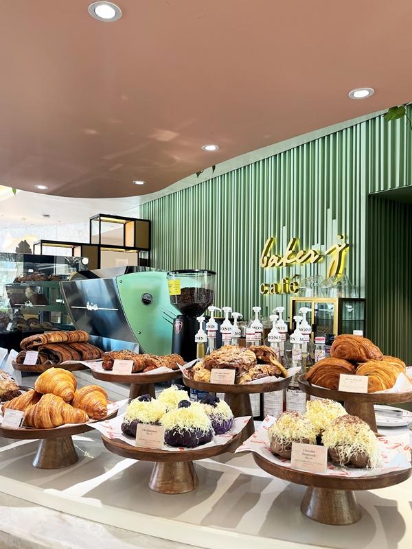 טגאיטאי Quest Hotel Tagaytay מראה חיצוני תמונה
